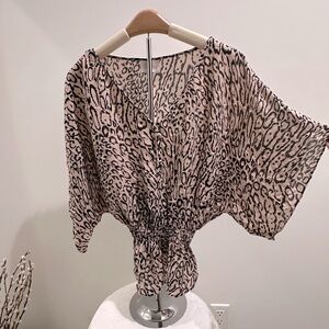 Parker 100% Silk Leopard Print Blouse
